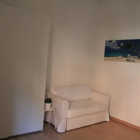 Апартаменты Pluto House *